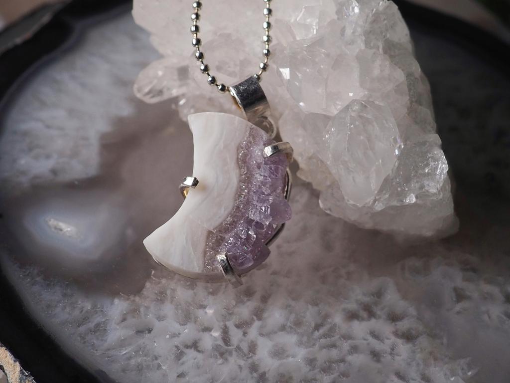 Подвеска с аметистом