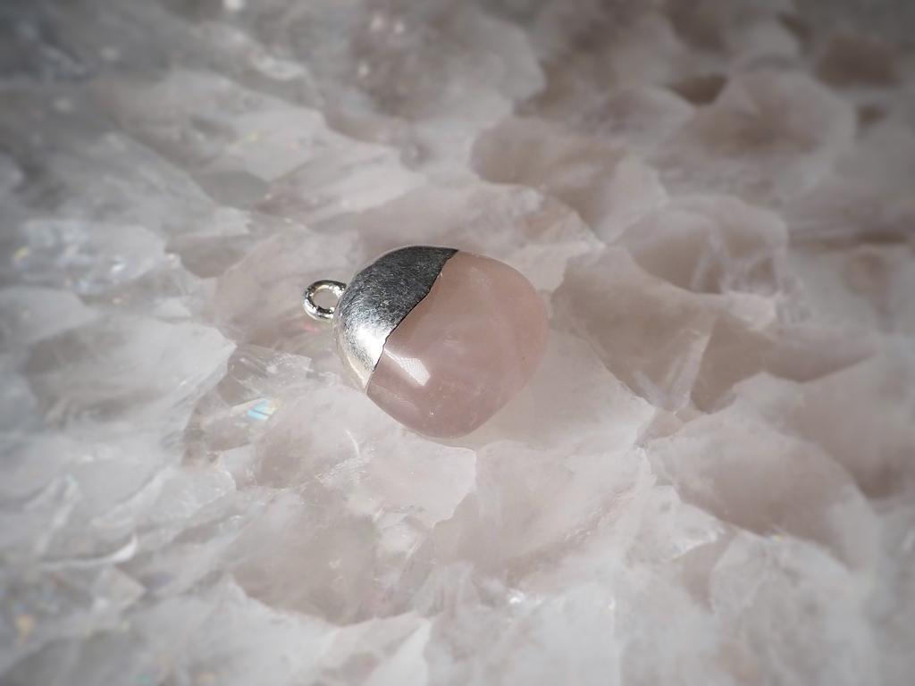 Розовый кварц