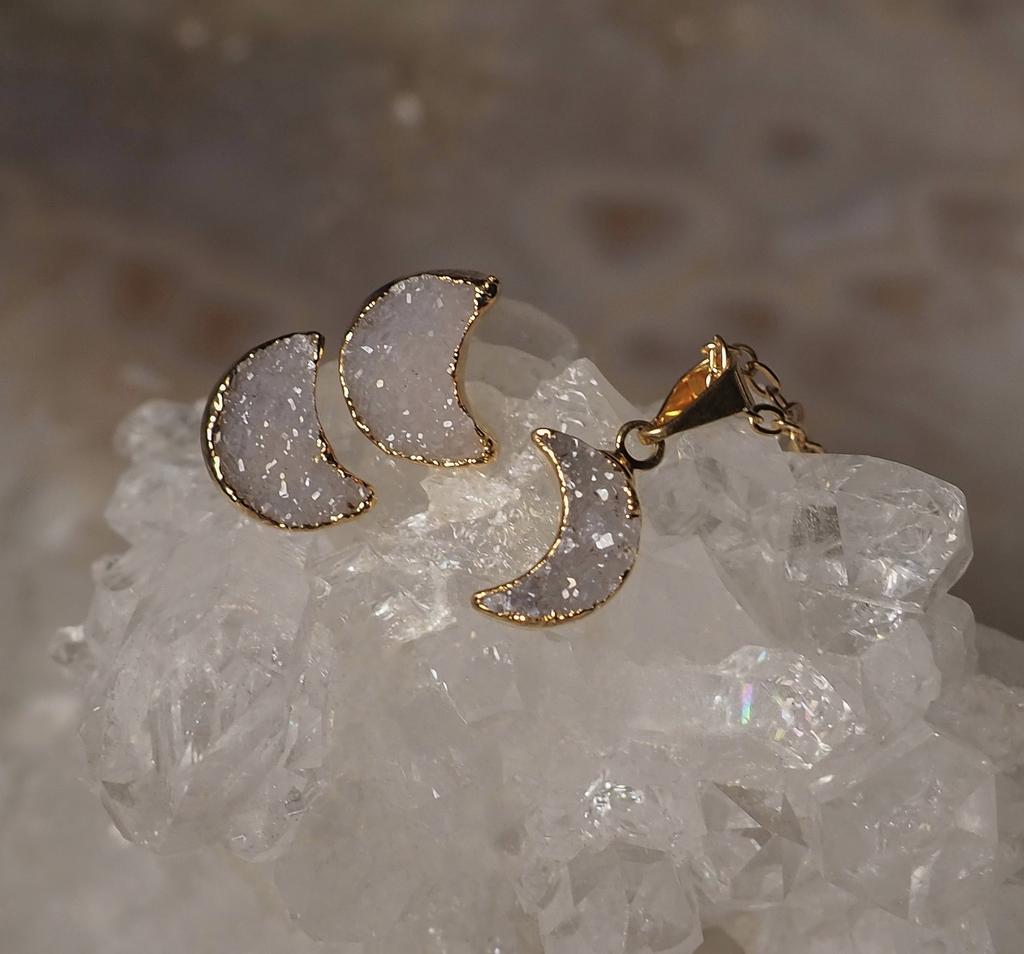 Украшения из натуральных камней