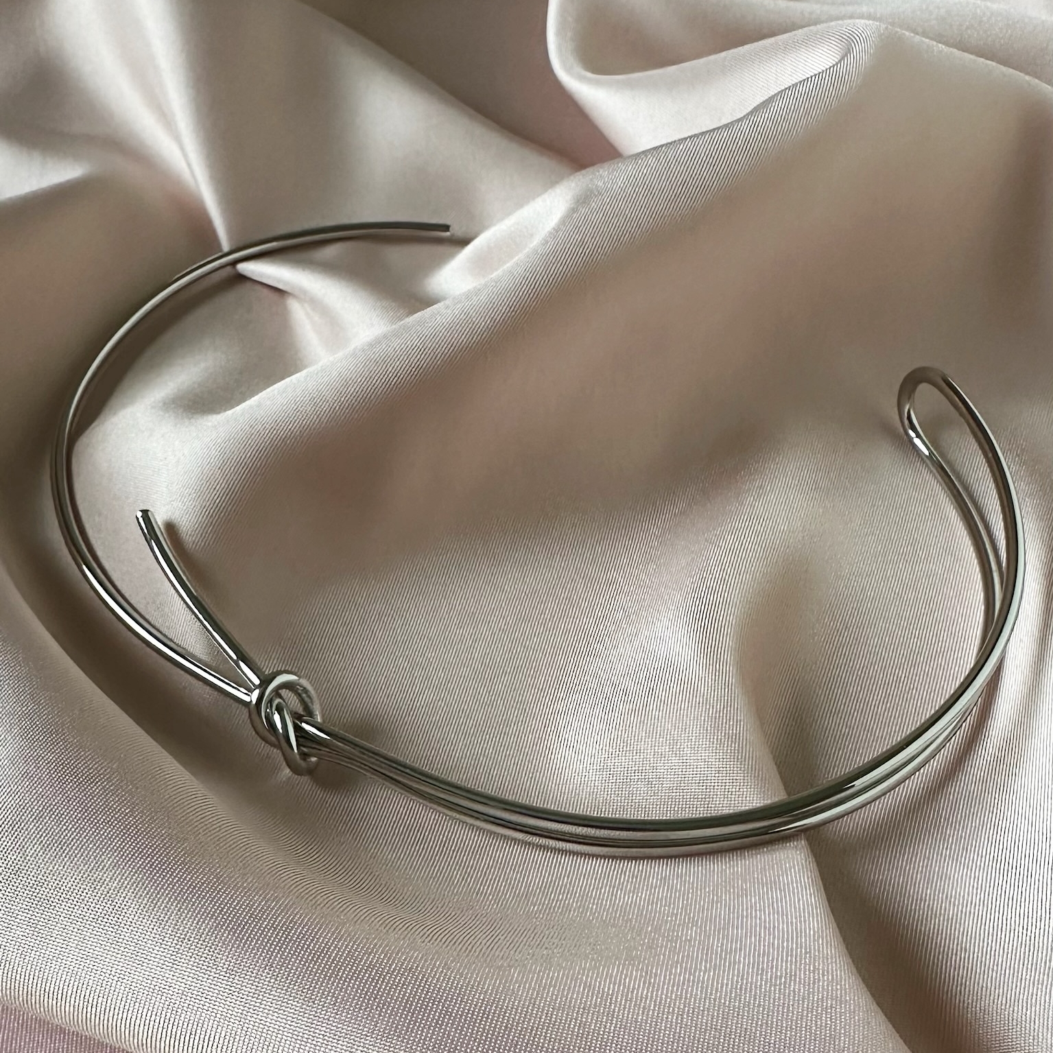 Каркасный чокер Switch+ S