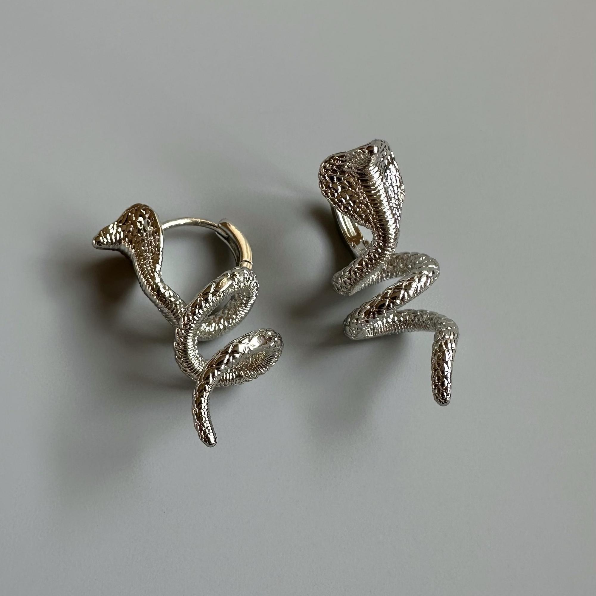 Серьги Kobra S