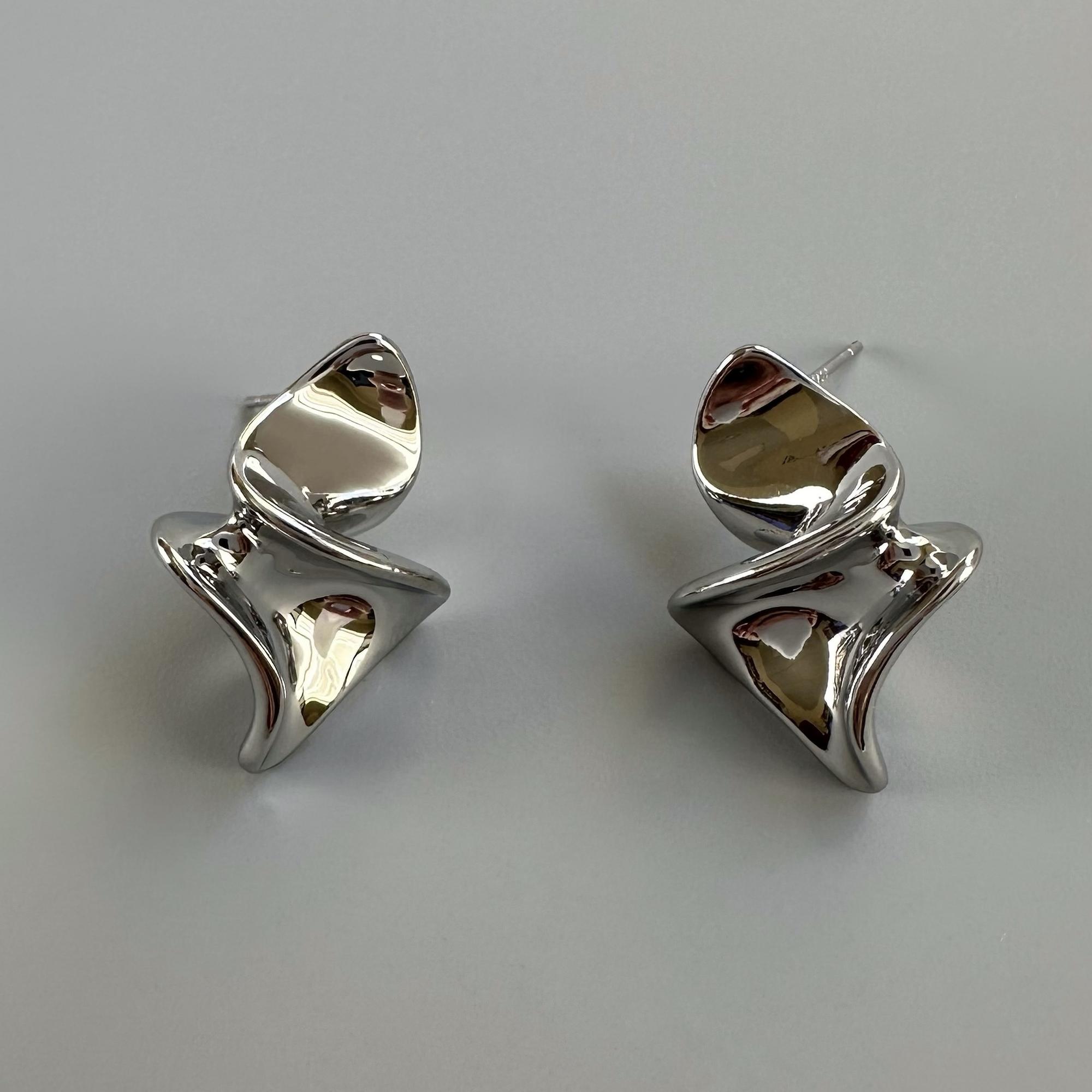 Серьги Trisha S