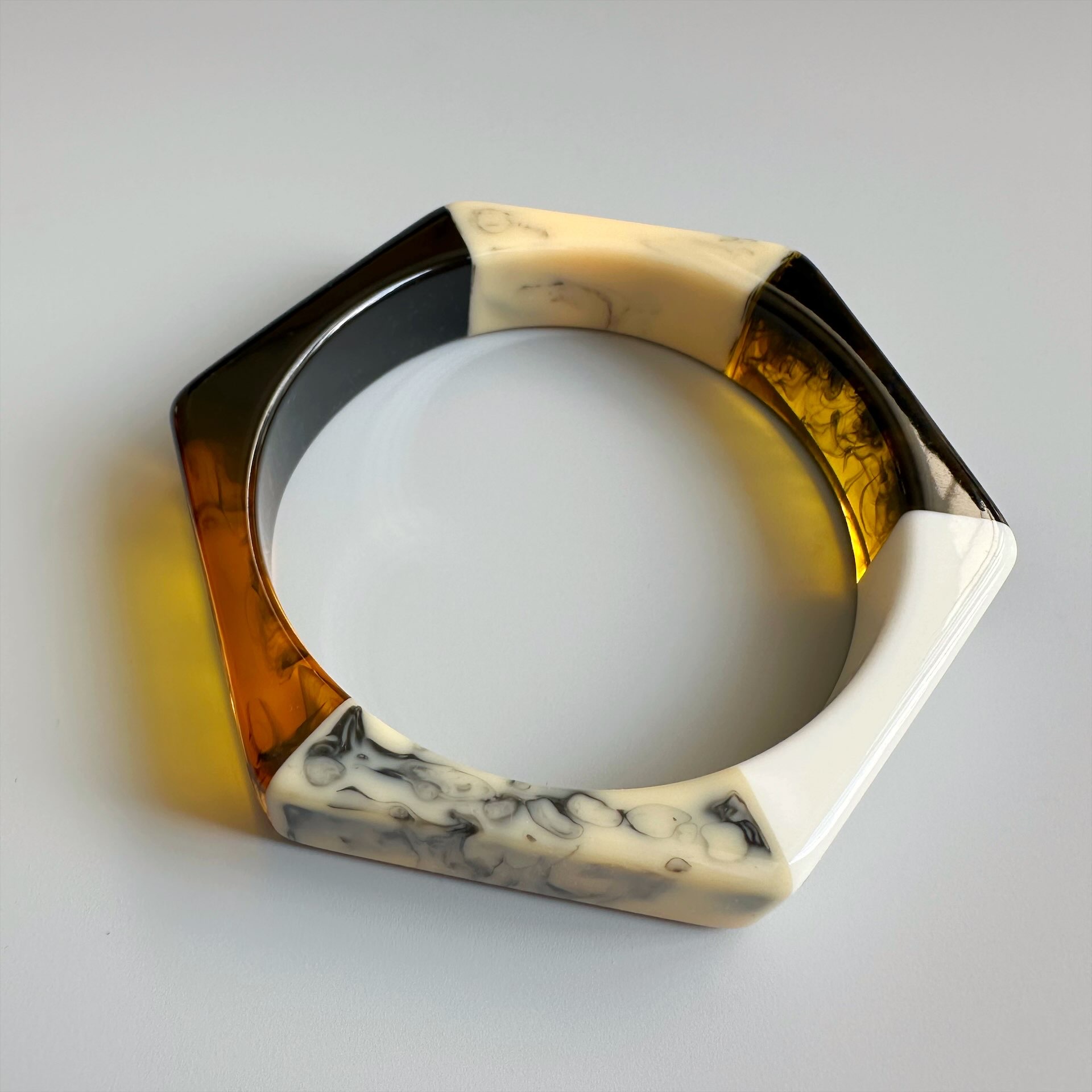 Браслет Quantro