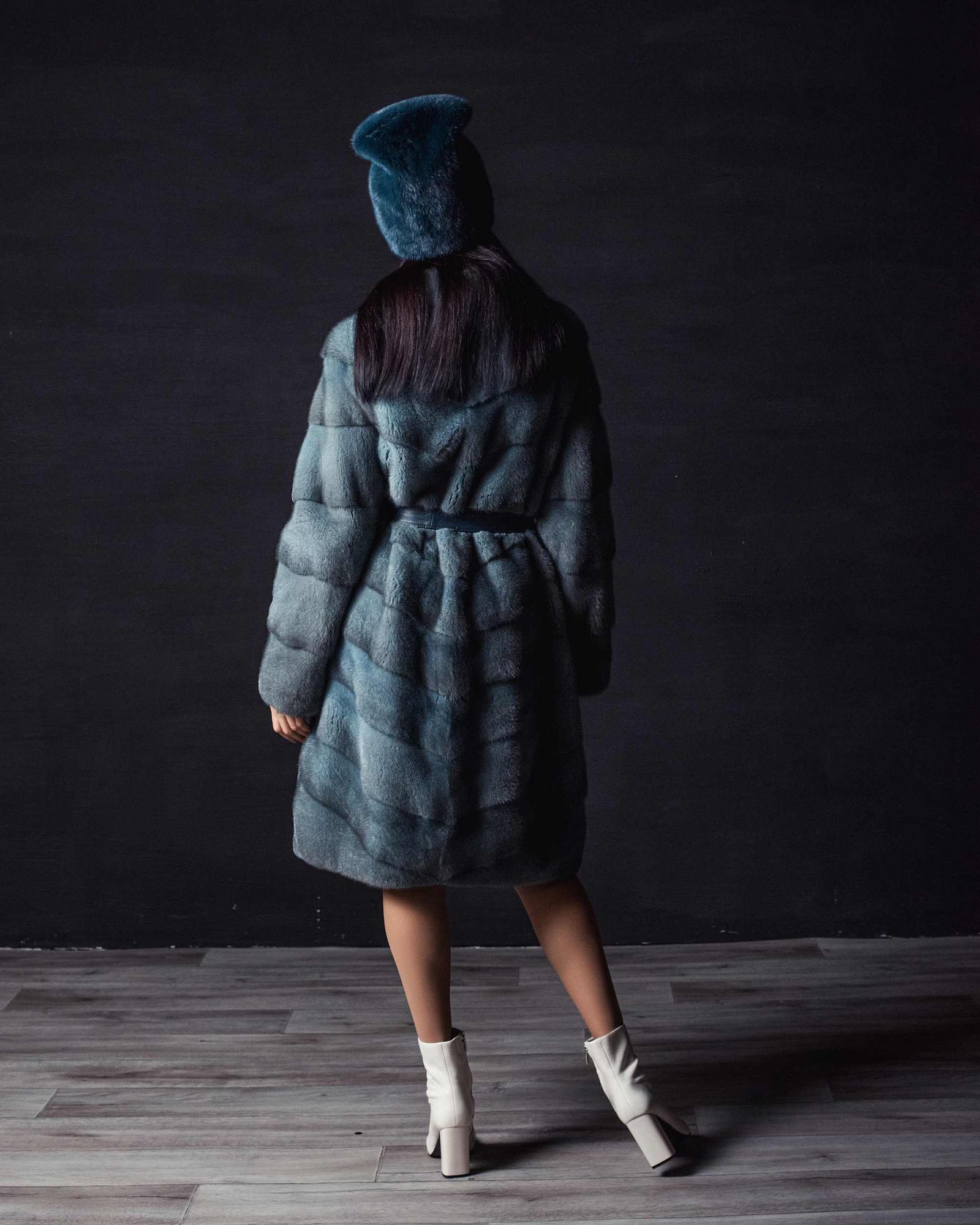 Шуба из меха норки