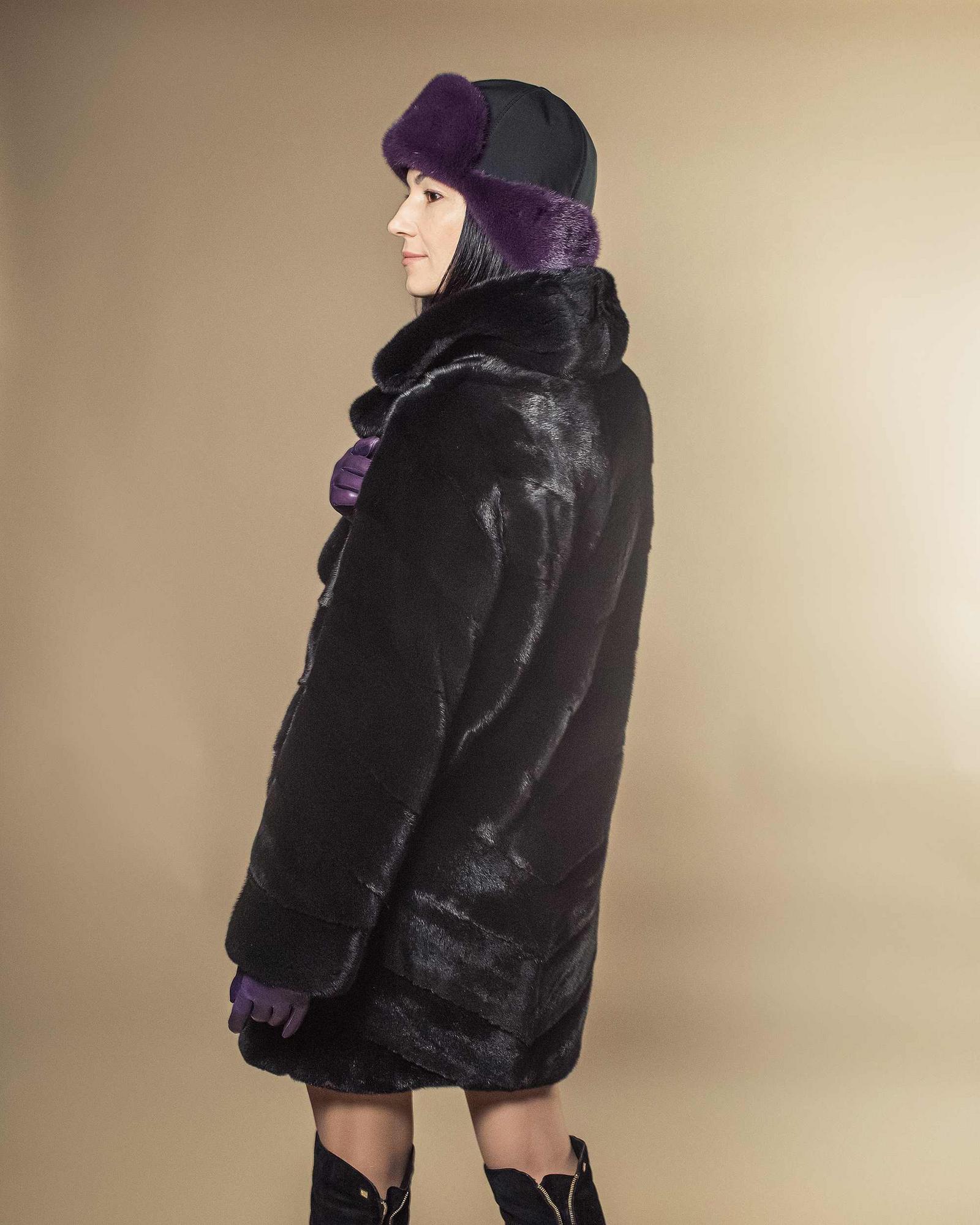 Шуба из меха черной норки