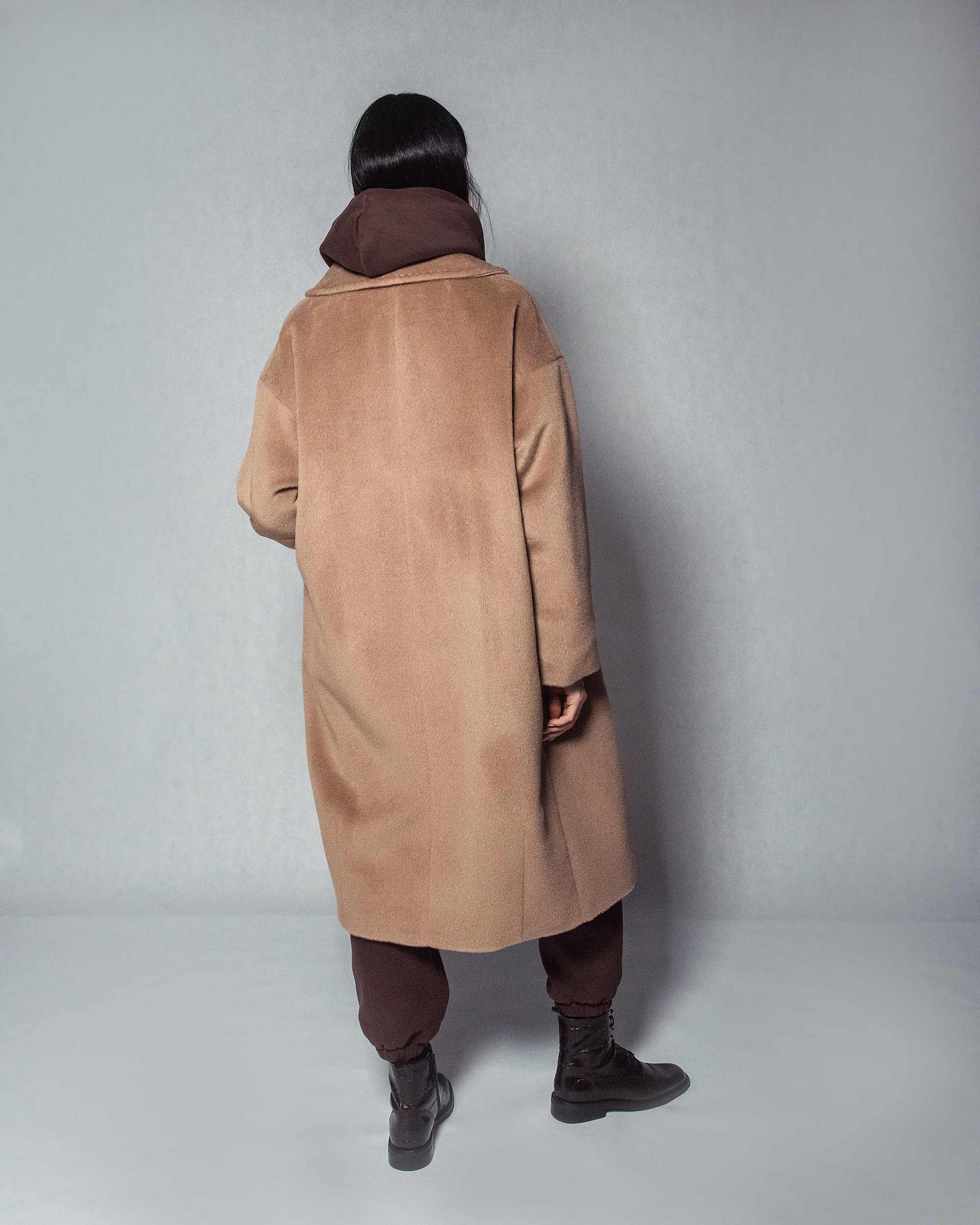 Пальто из шерсти альпака