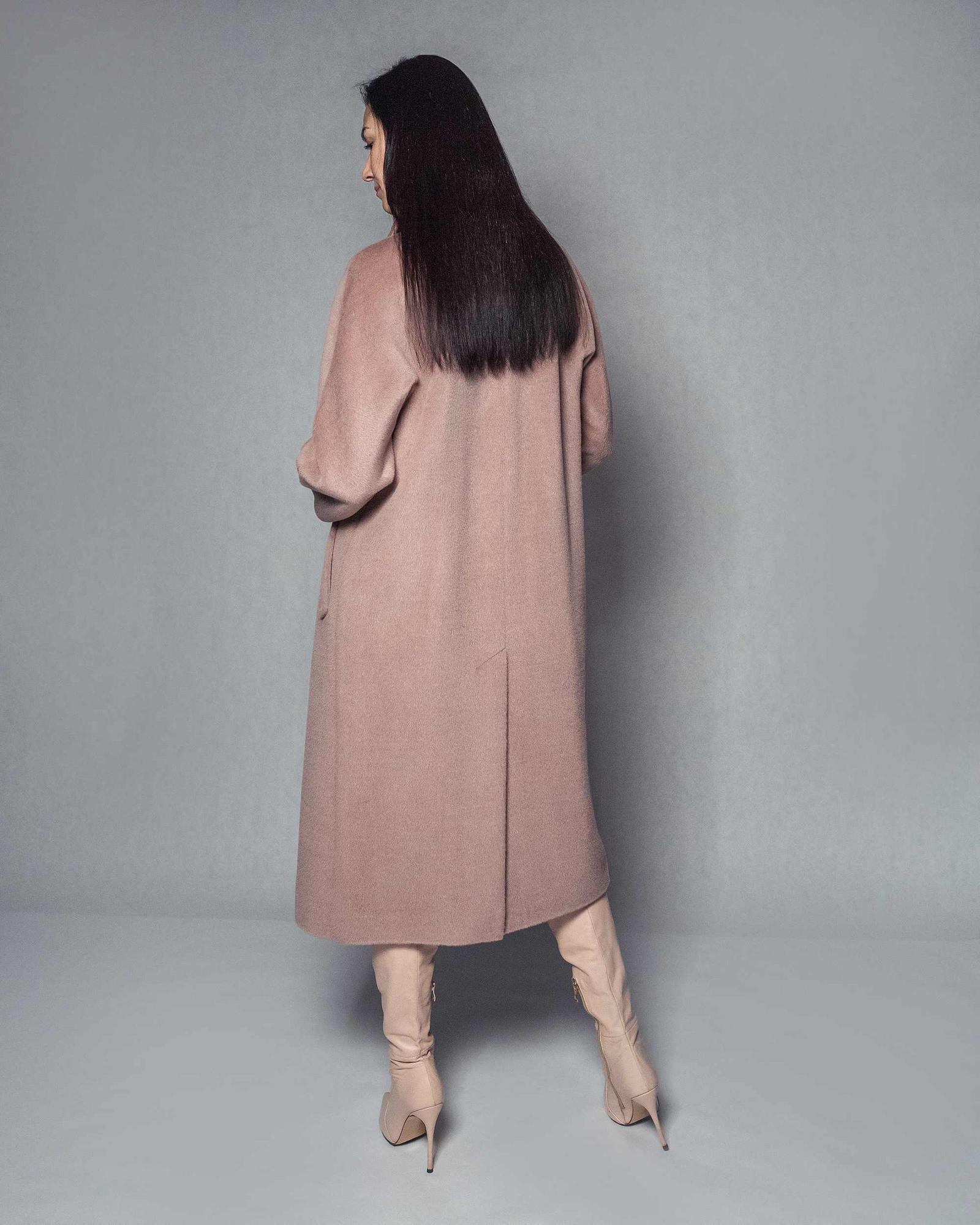 Пальто из шерсти альпака