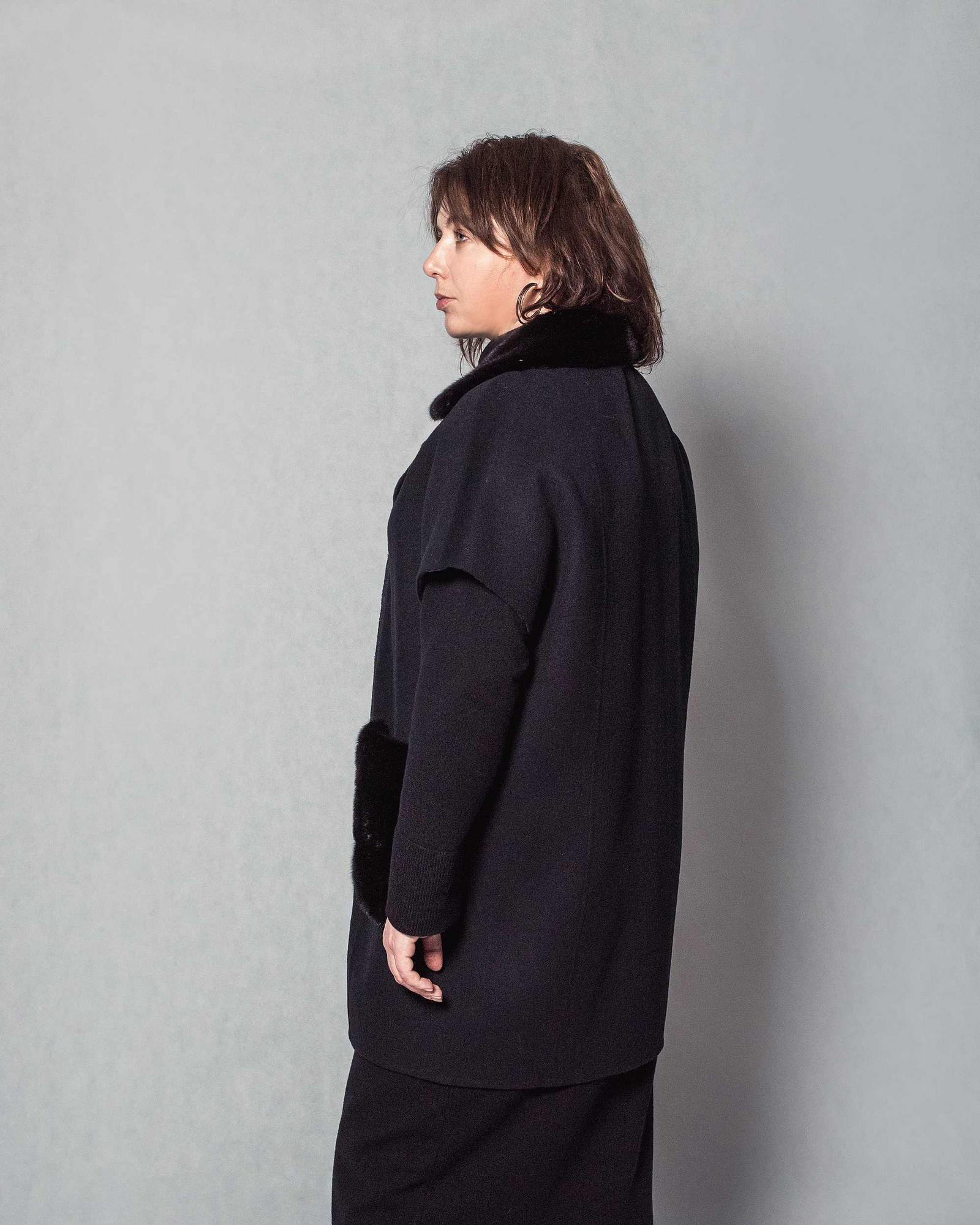 Жилет из шерсти альпака