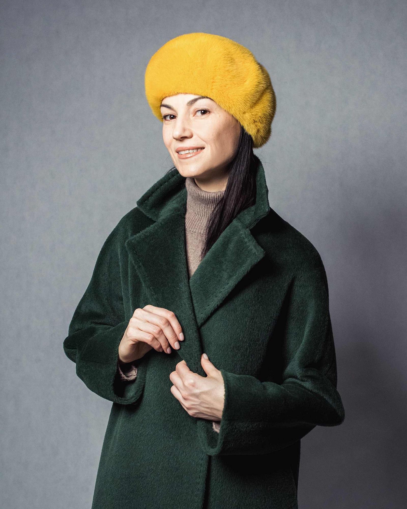 Берет из меха норки