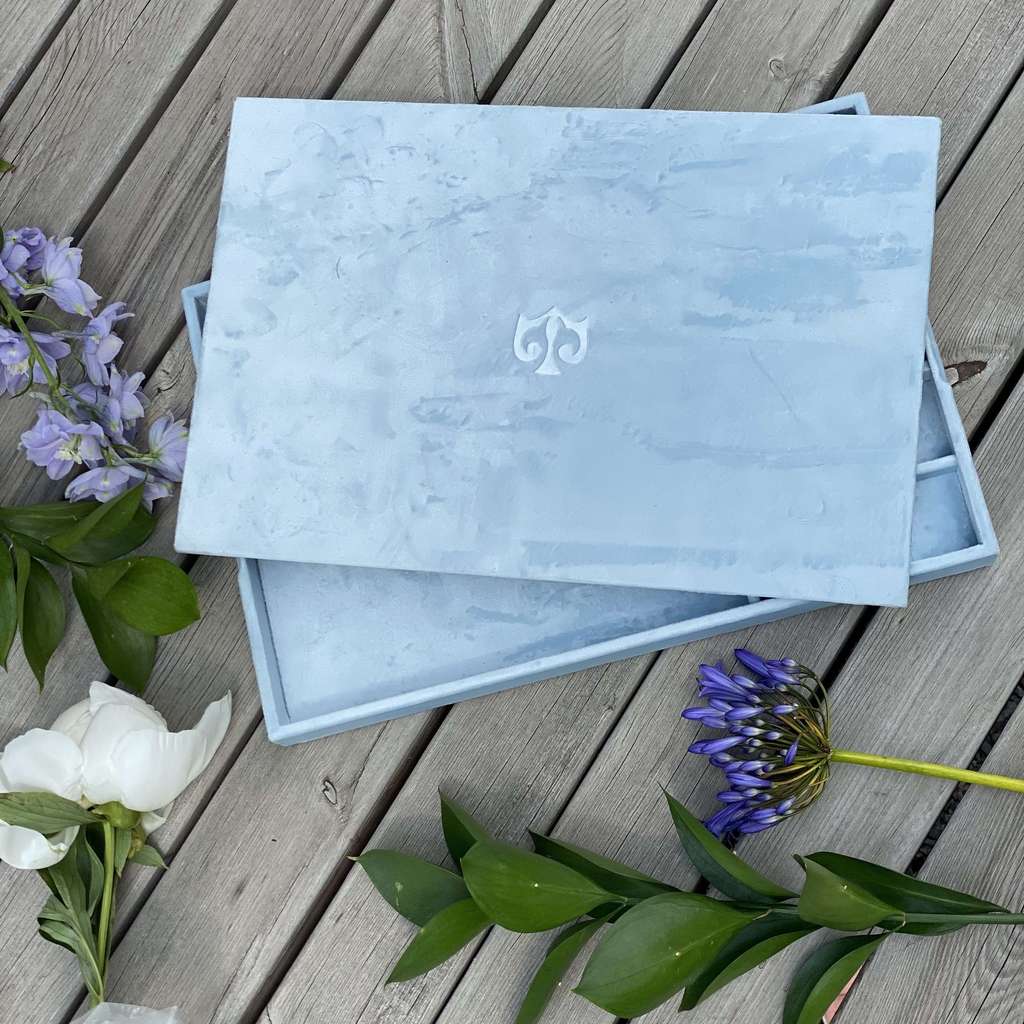 TYPE A Box WITH LID size Castle