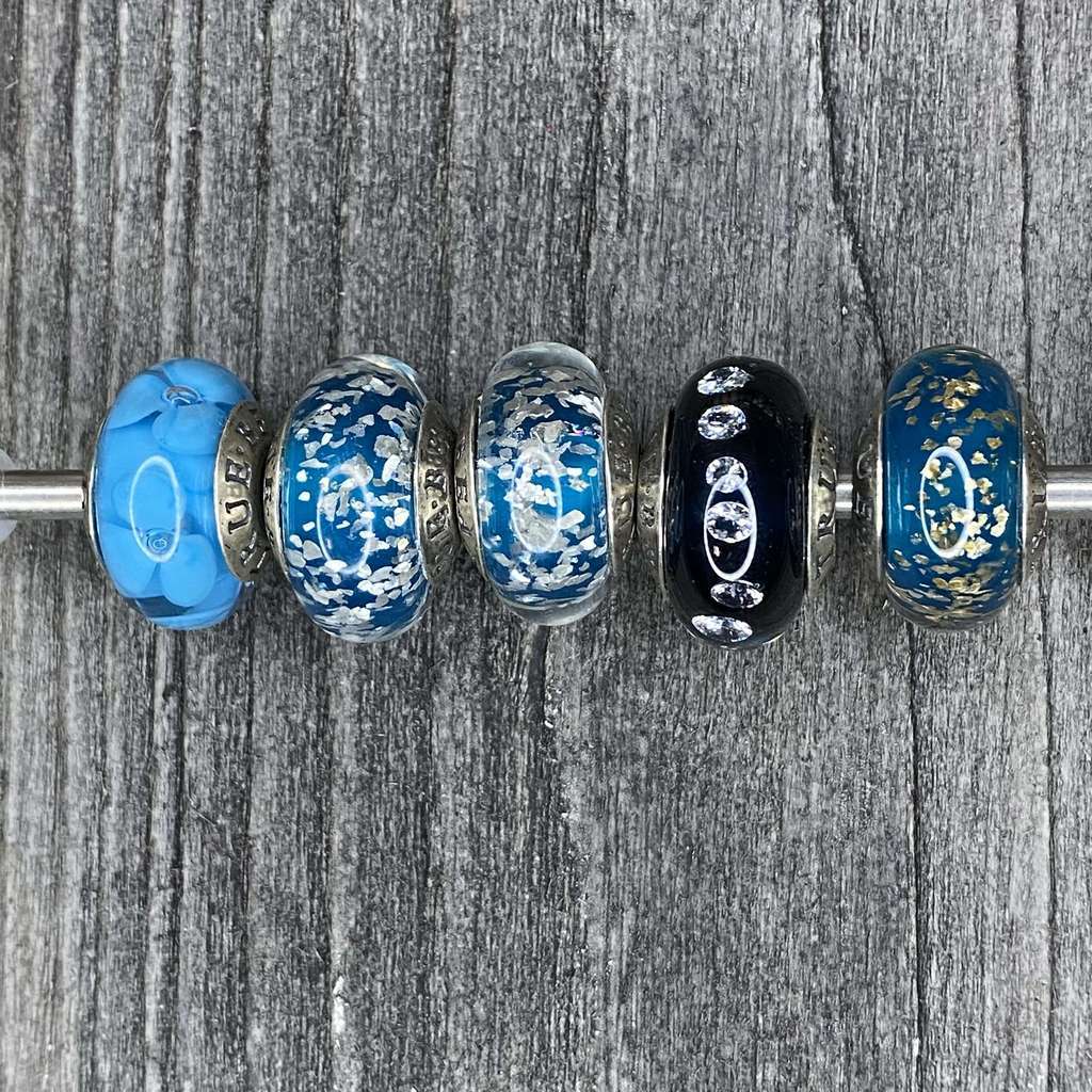 Live Black Friday Row 10