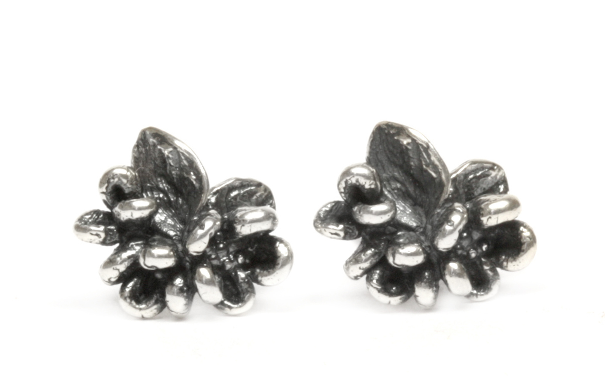 545610 Earrings Apple tree