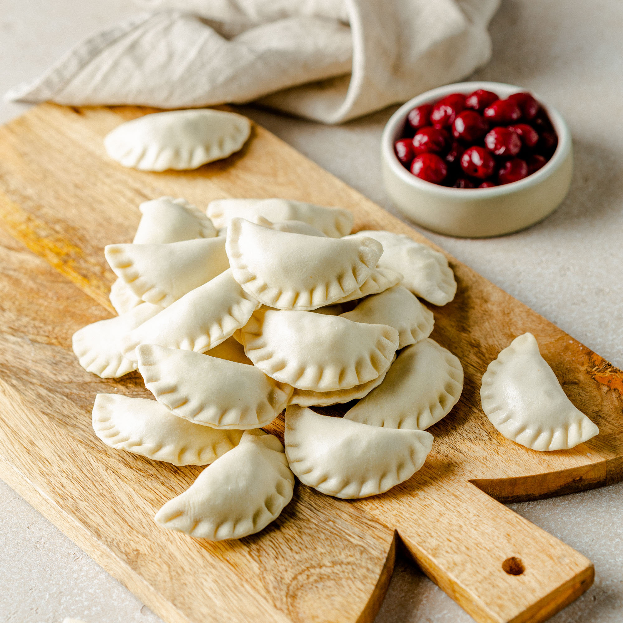 Вареники с вишней, 500 гр