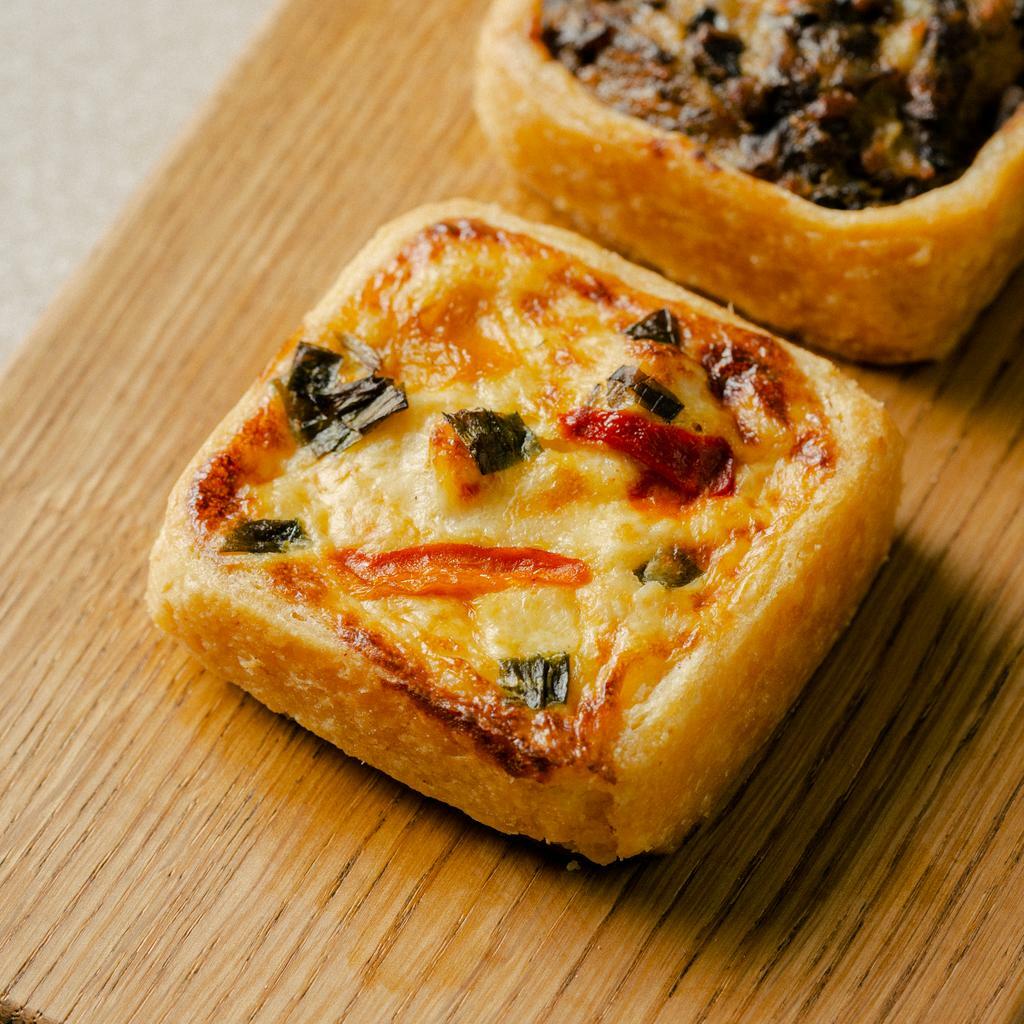 Мини-киш с курицей и болгарским перцем, 2 шт