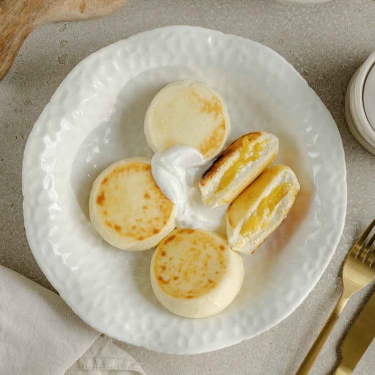 Сырники с начинкой манго-маракуйя, 8 шт / 640 гр