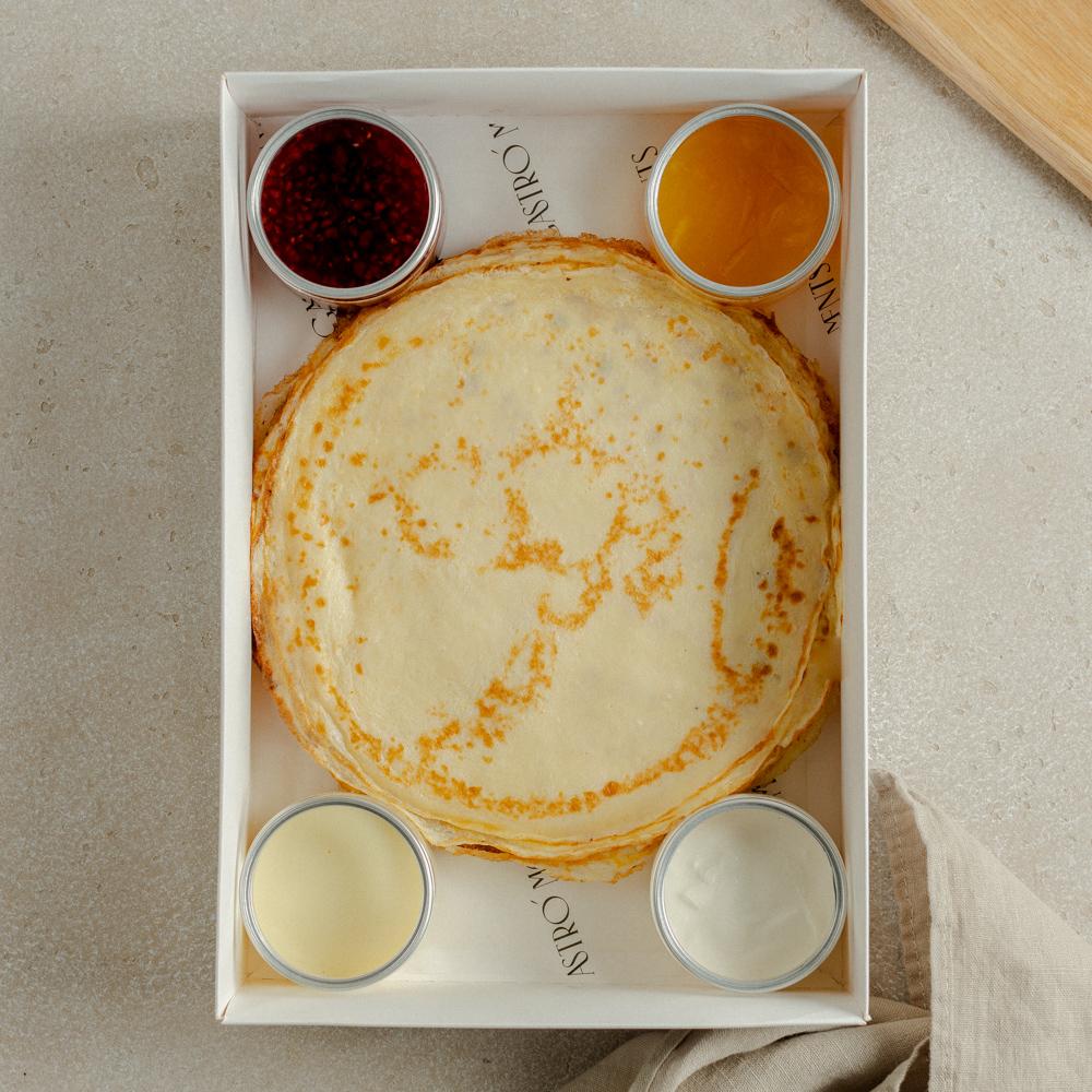 Блинный сет «Сладкие традиции» (сгущёнка / сметана / апельсиновое варенье / малиновое варенье)