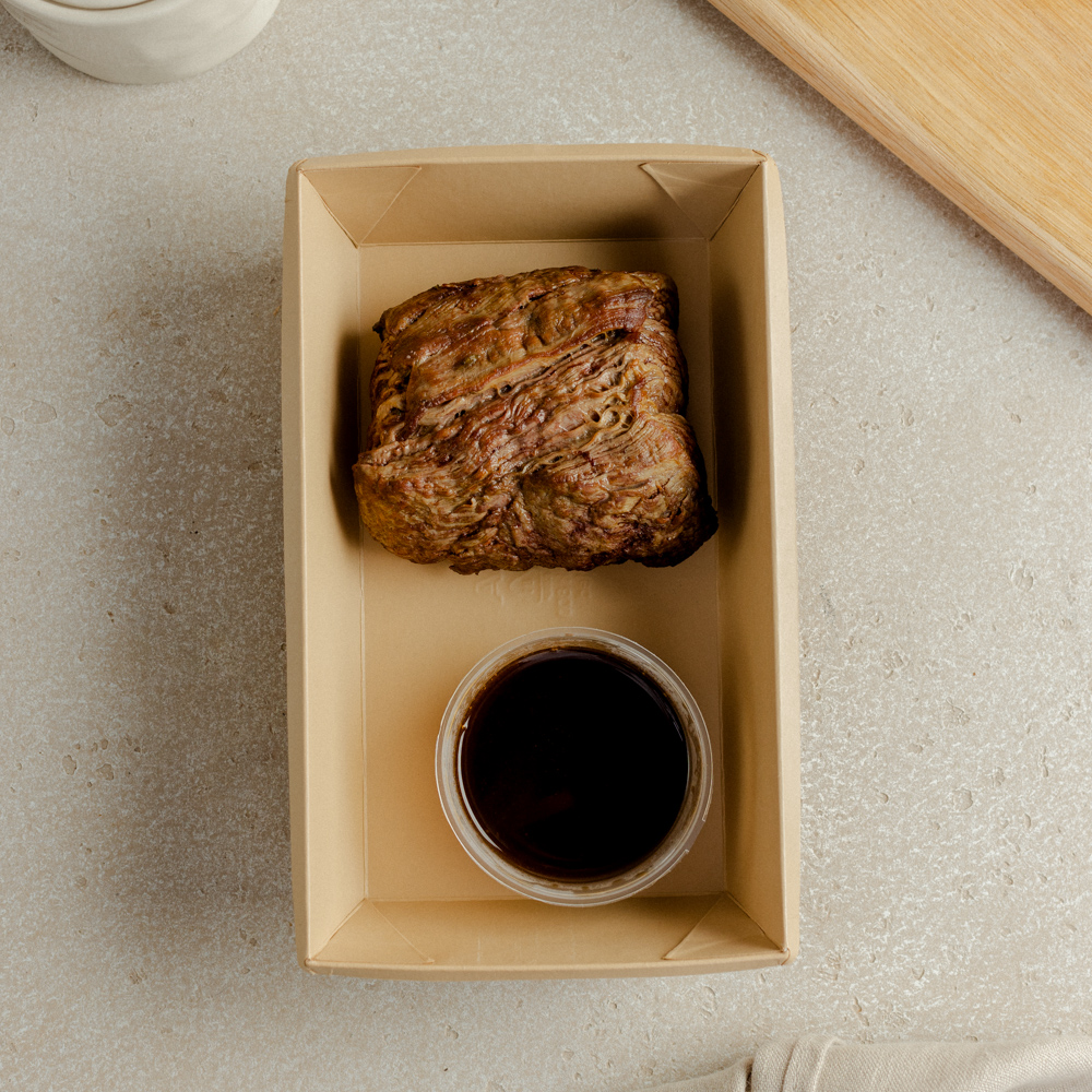 Говяжья вырезка с соусом демиглас, 350 гр на 2 персоны