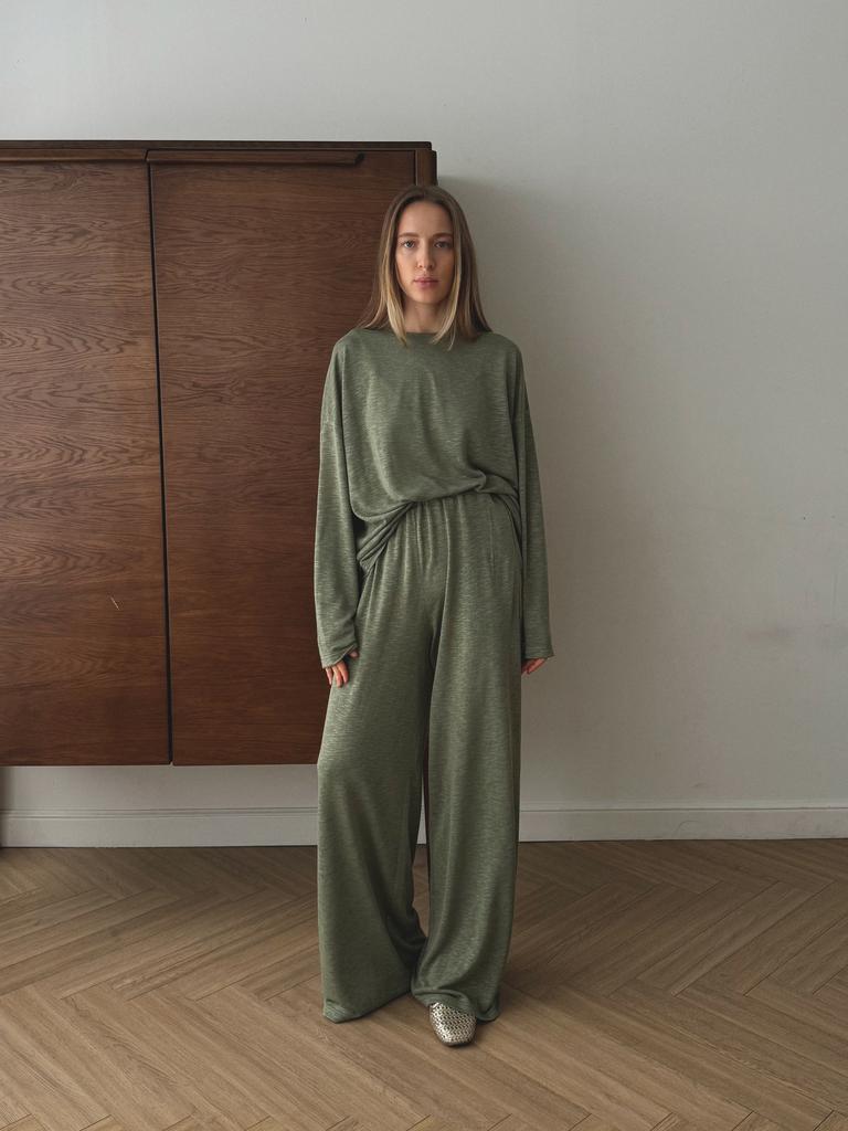 Костюм  Voyage Sage из тонкого фактурного трикотажа