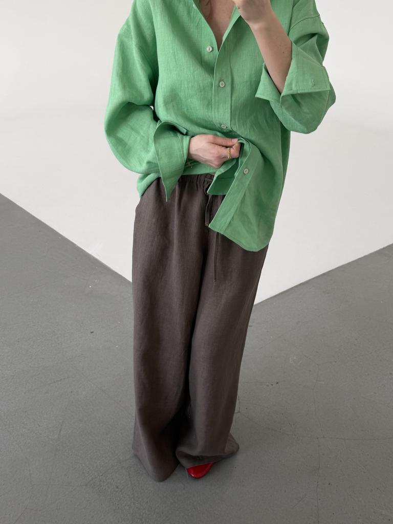 Широкие брюки из умягченного льна, древесный дым