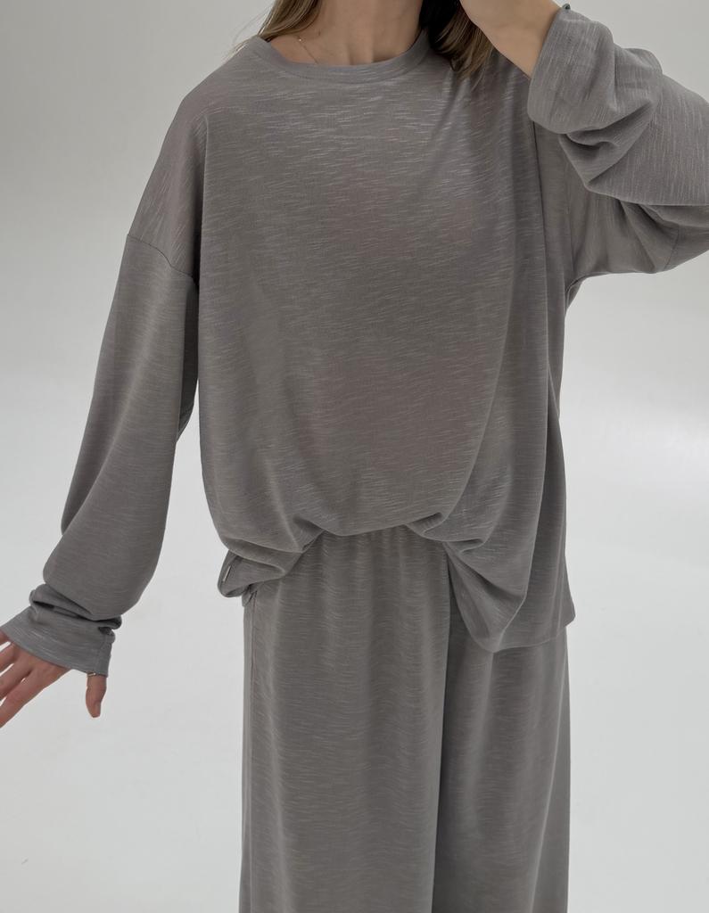 Лонгслив из невесомого трикотажа, серый жемчуг