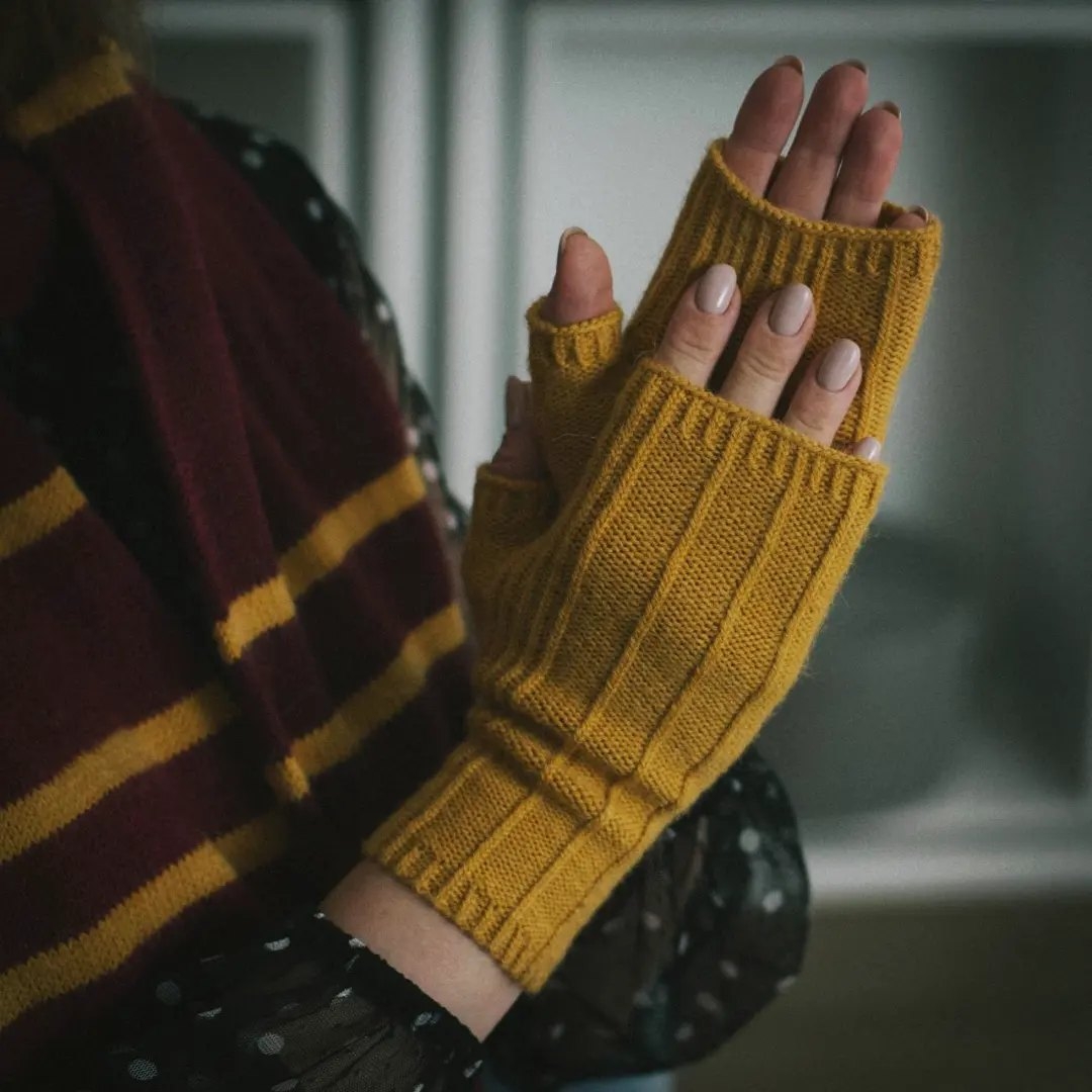 Описание Caffeine Mittens