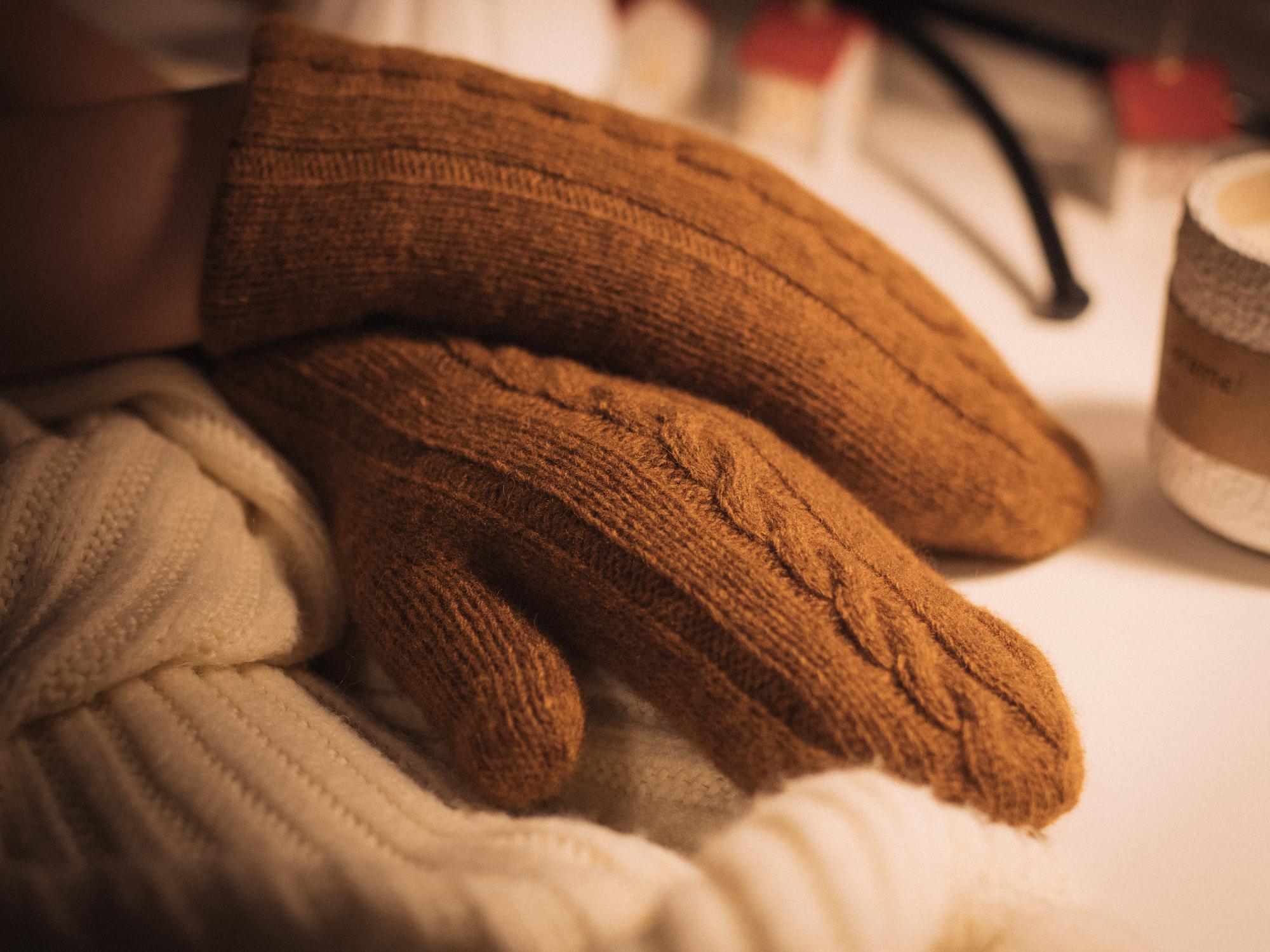 Описание Festival Mittens