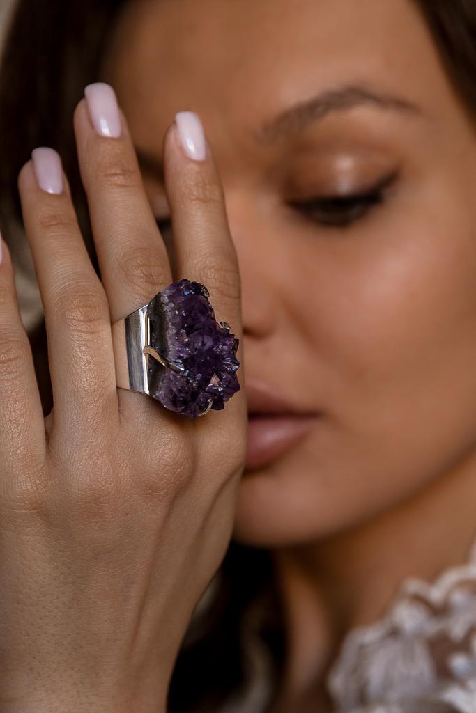 Кольцо кафф с друзой аметиста