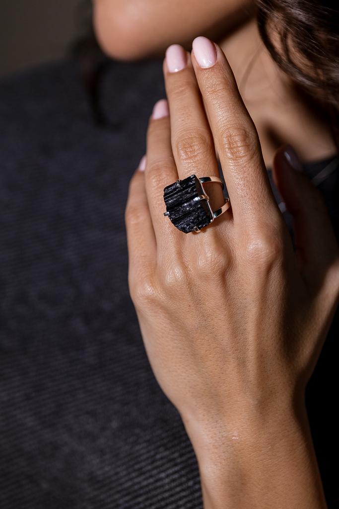 Кольцо с черным турмалином