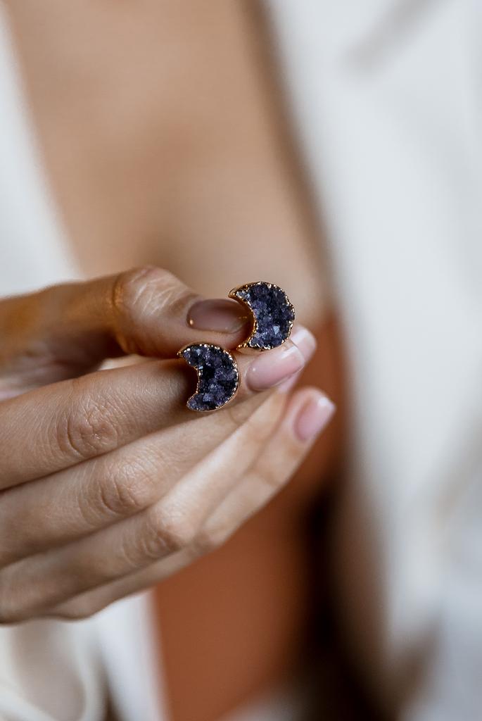 Пусеты с друзой аметиста Луна