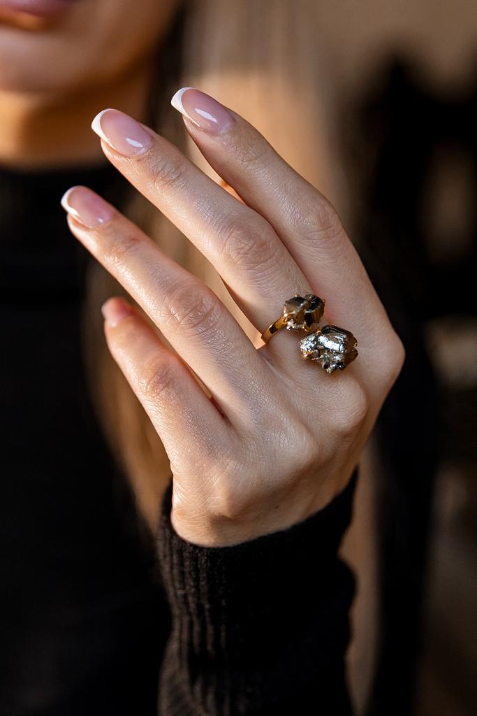 Кольцо с двойным пиритом