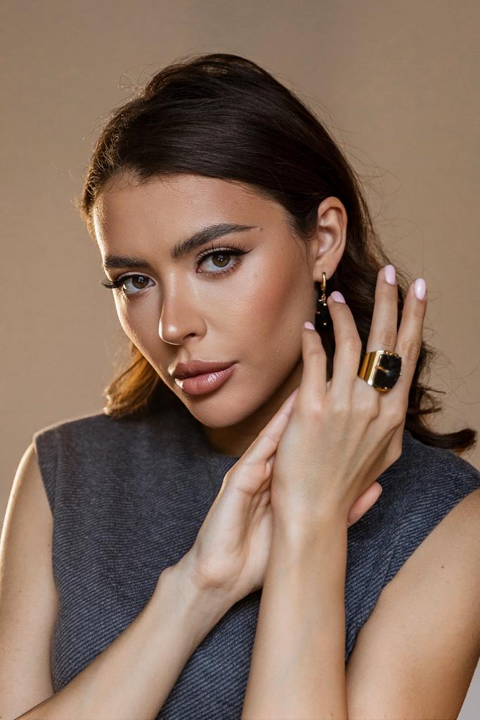 Кольцо кафф с черным турмалином