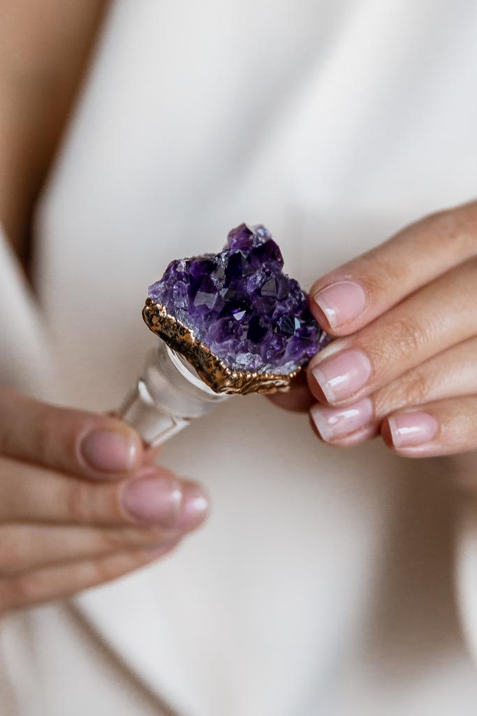 Пробка для бутылки из аметиста