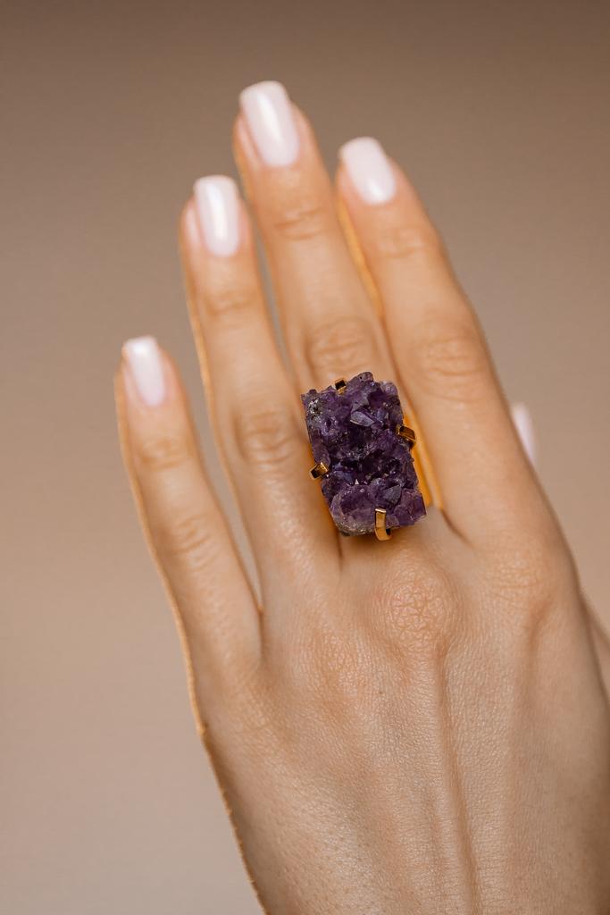 кольцо с аметистом