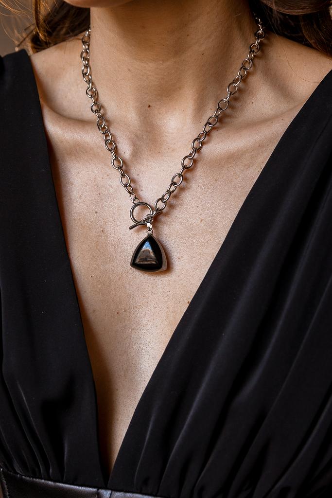 Чокер с черным агатом