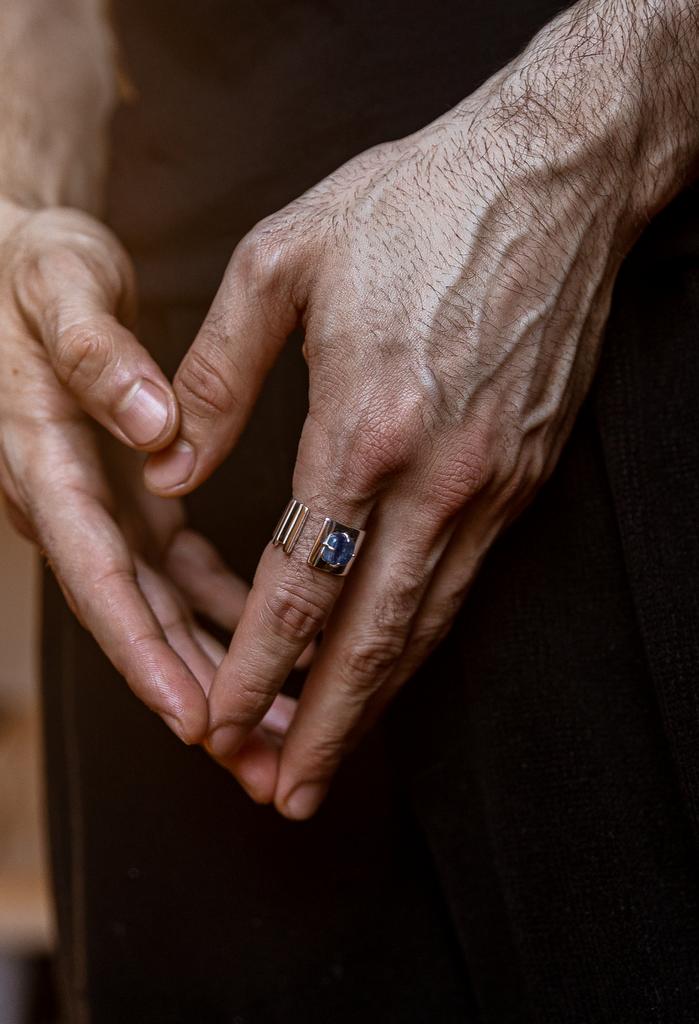 Кольцо мужское РИТМ с кианитом