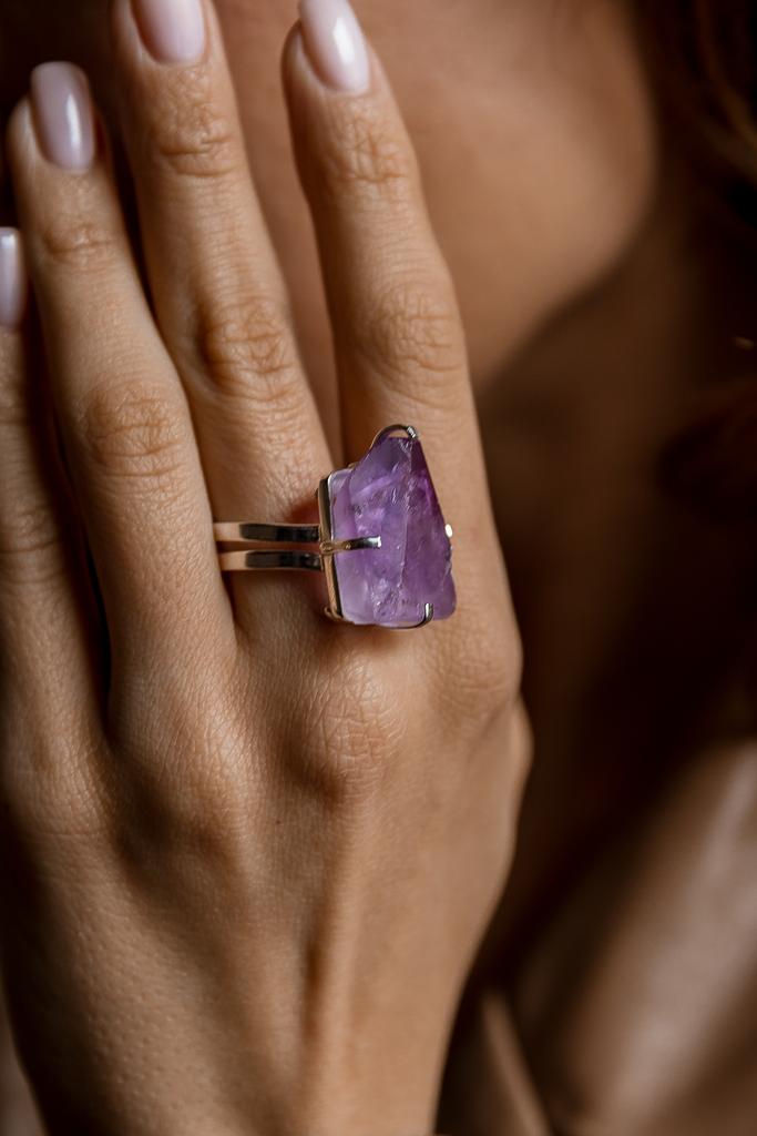 кольцо с лавандовым аметистом купить недорого