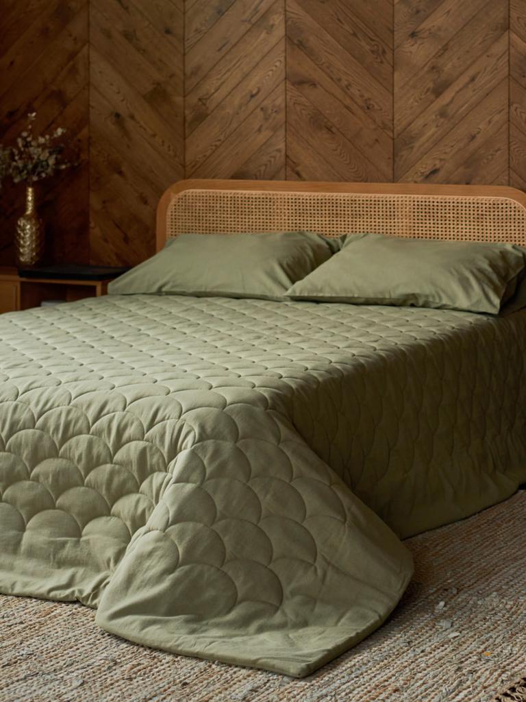 LINEN OLIVE, покрывало  льняное, цвет оливковый