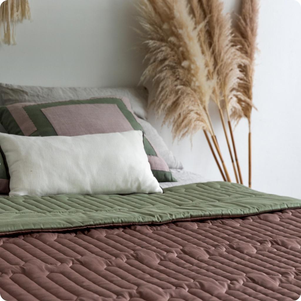 NATURE PREMIUM, покрывало двустороннее стеганое из сатинового хлопка, цвет зеленый/ кофейный