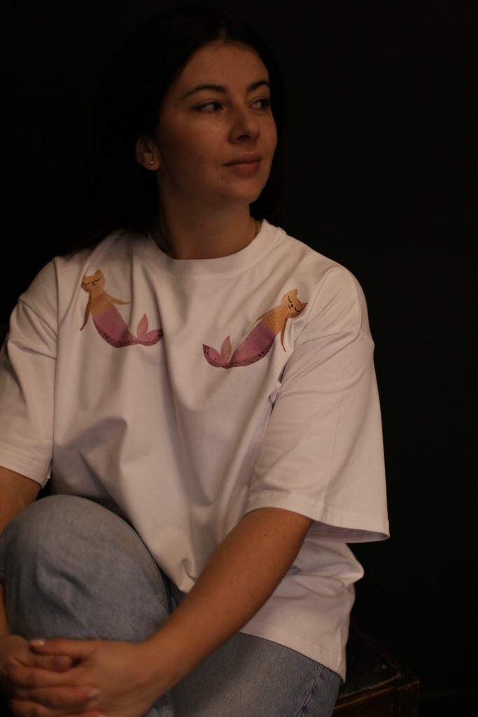 Коты русалки на белом