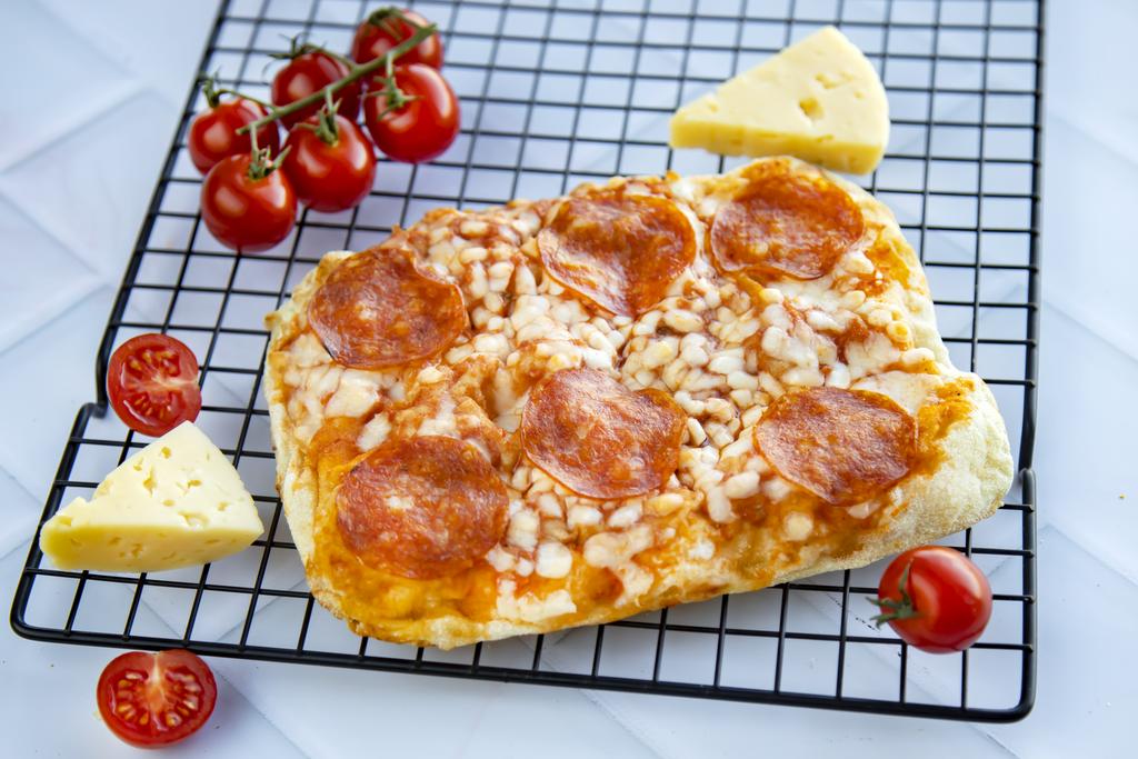 ПИЦЦА "ПЕППЕРОНИ"