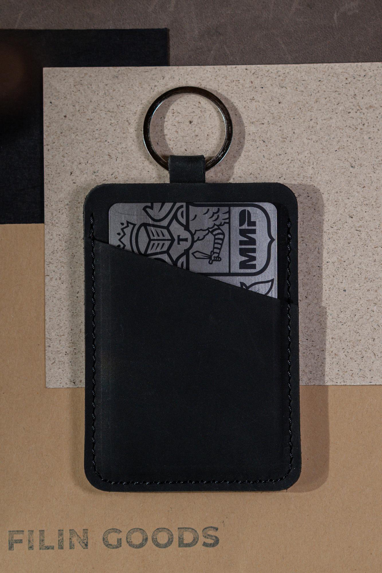 Кожаный картхолдер для пропуска на кольце на 2 отделения