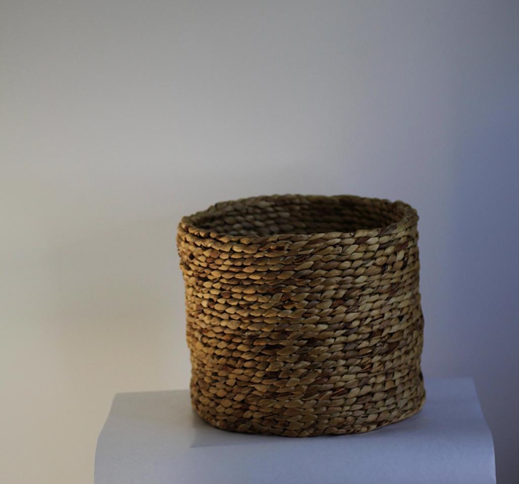 Корзина плетёная