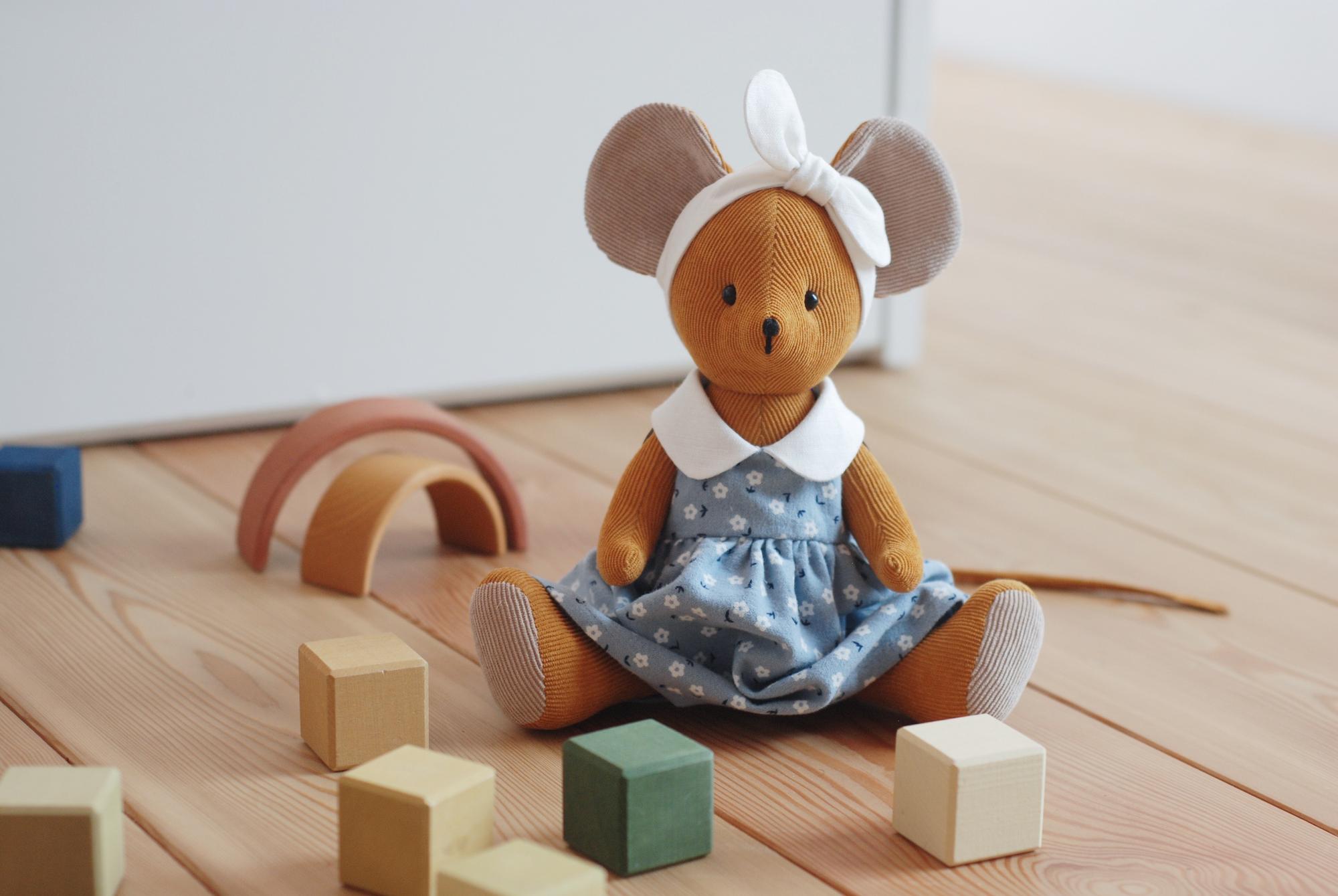 Платье голубое в цветочек