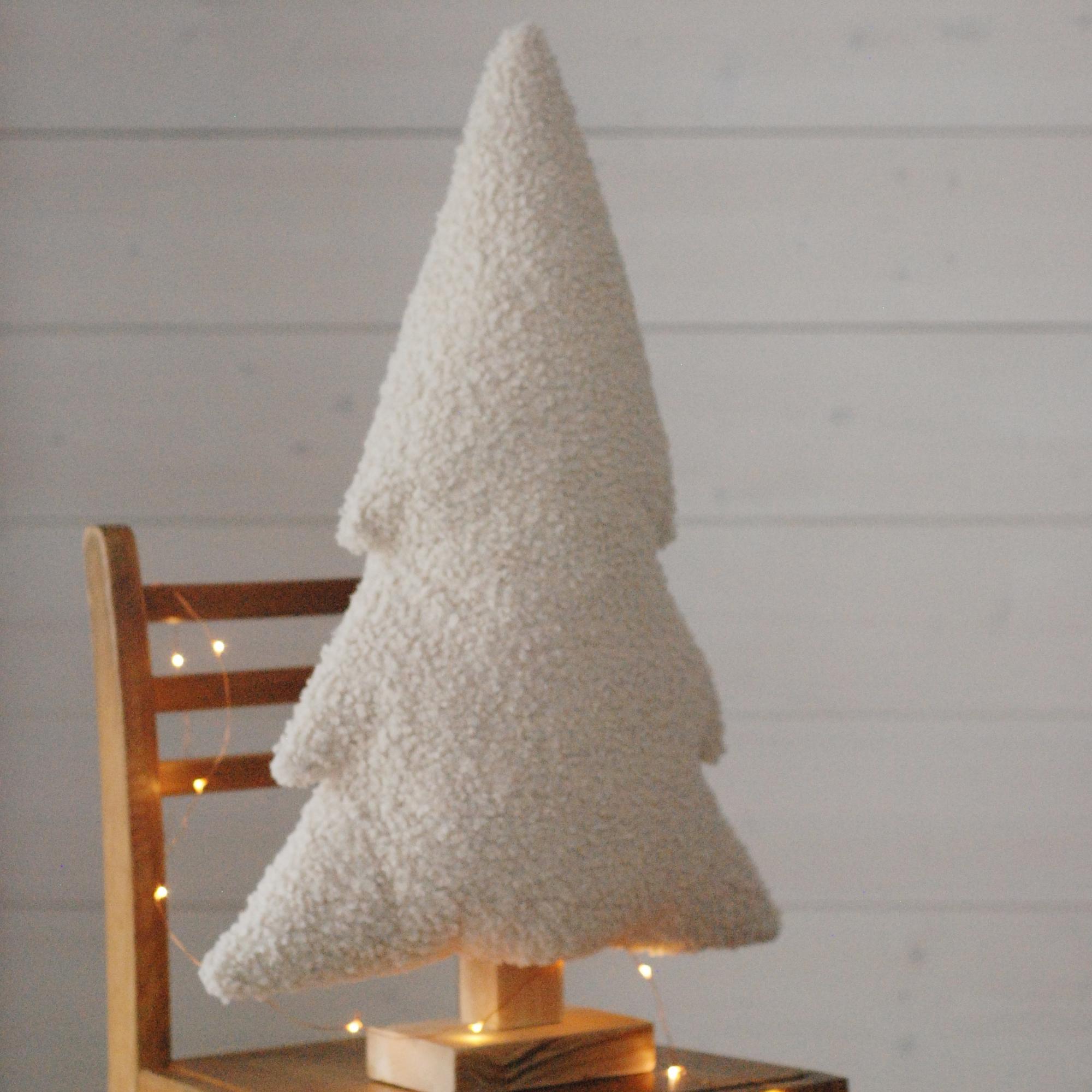 Кудрявая елка