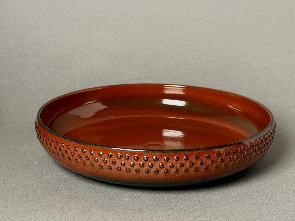 Тарелка средняя красная