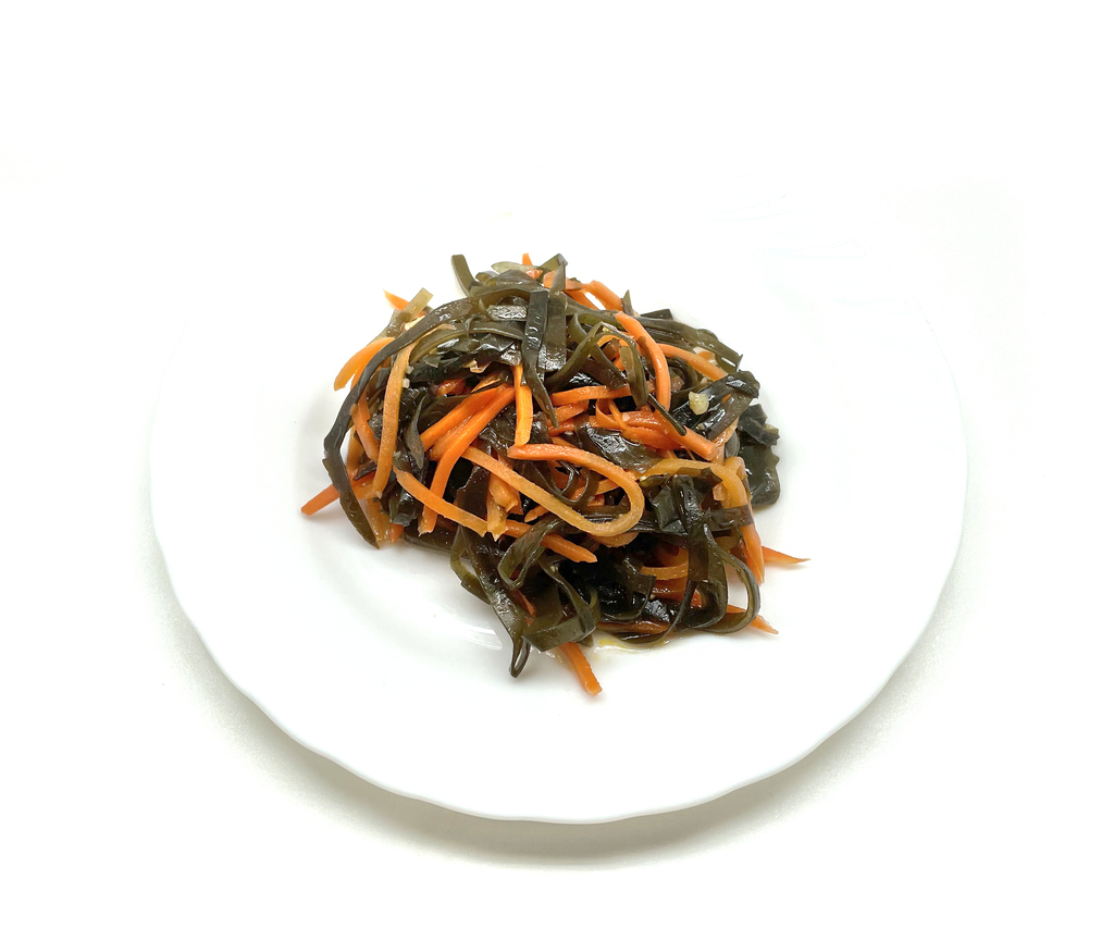 Морская капуста с морковью