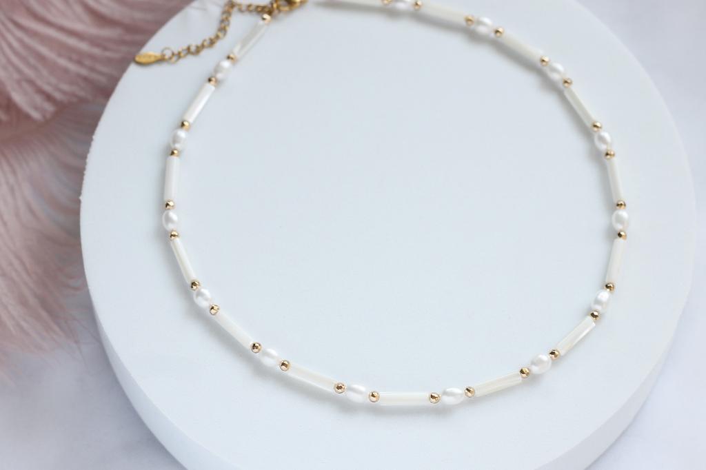 Чокер из перламутра и натурального жемчуга