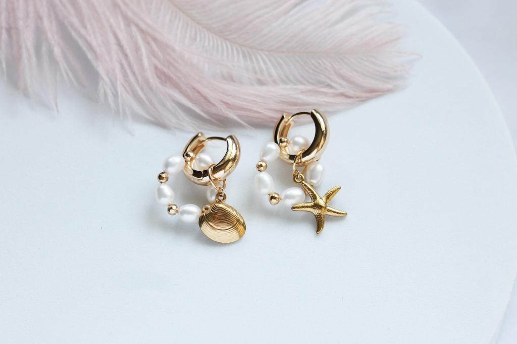 Серьги -кольца с натуральным жемчугом и подвесками