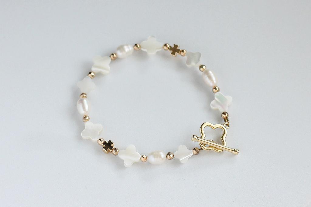 Браслет из натурального жемчуга и перламутра