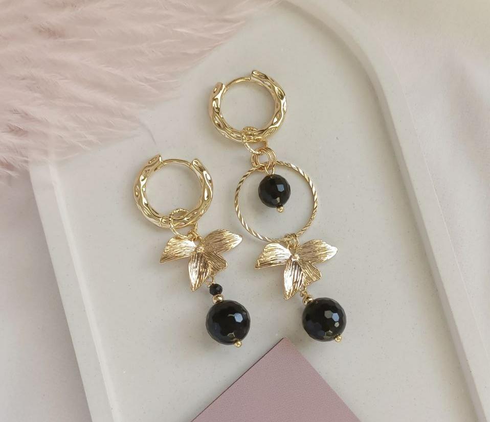 Серьги конго с черным агатом разной длины